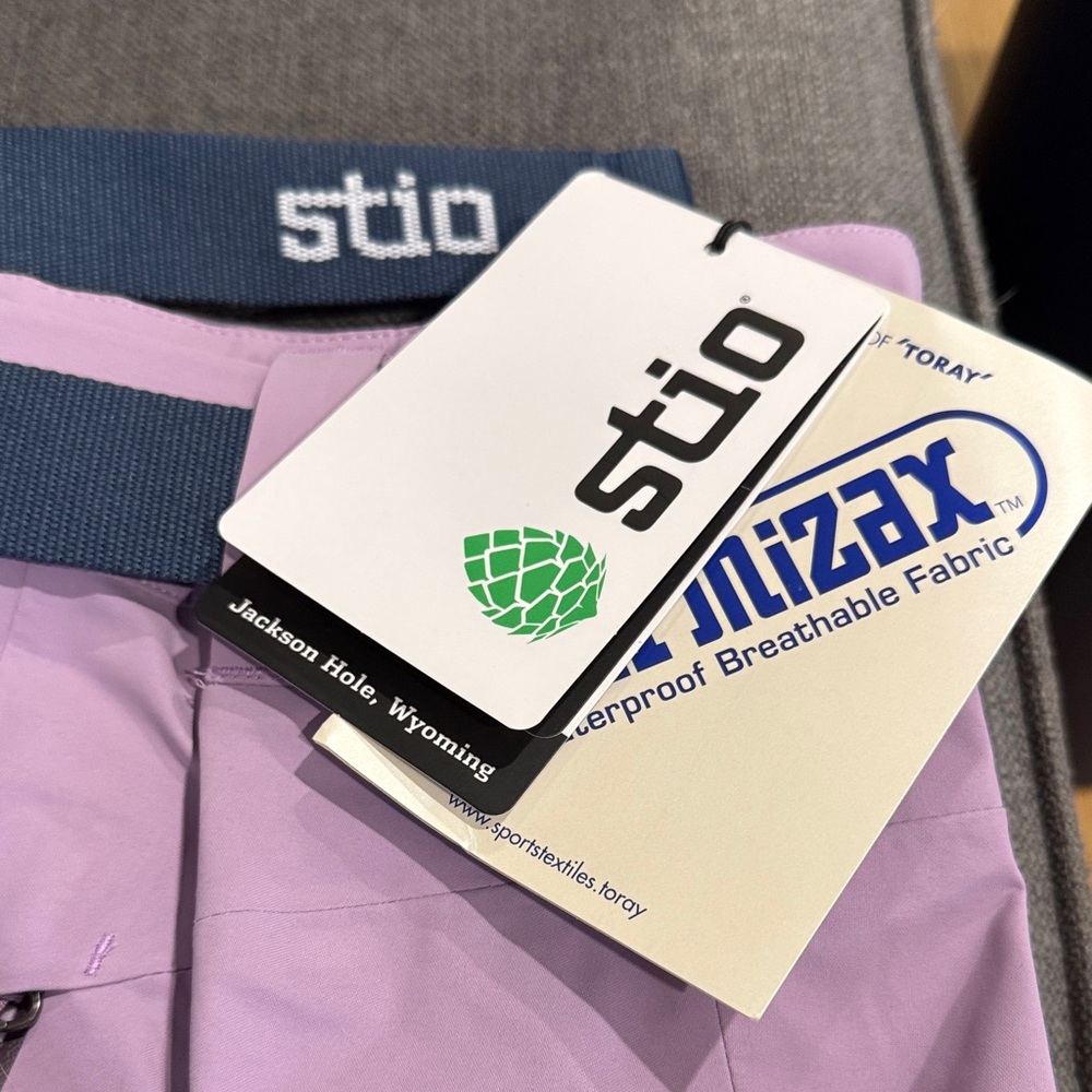 Stio Lavender ski/snowboard Pants woman’s size small.